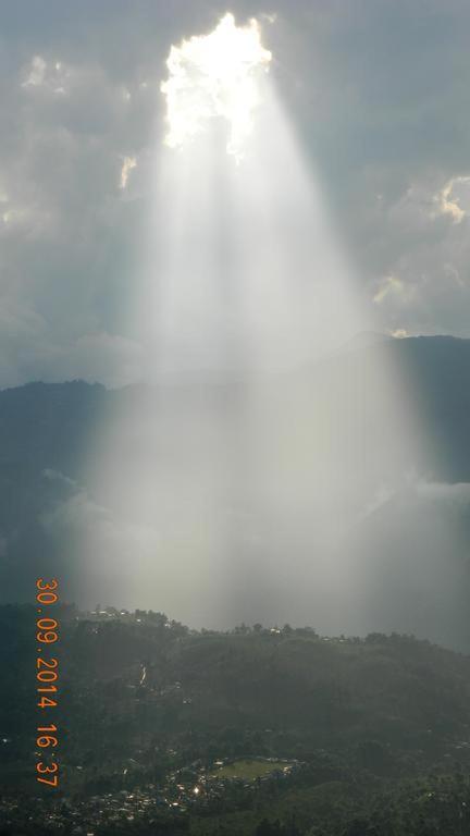 The River View Homestay Kurseong Exterior foto
